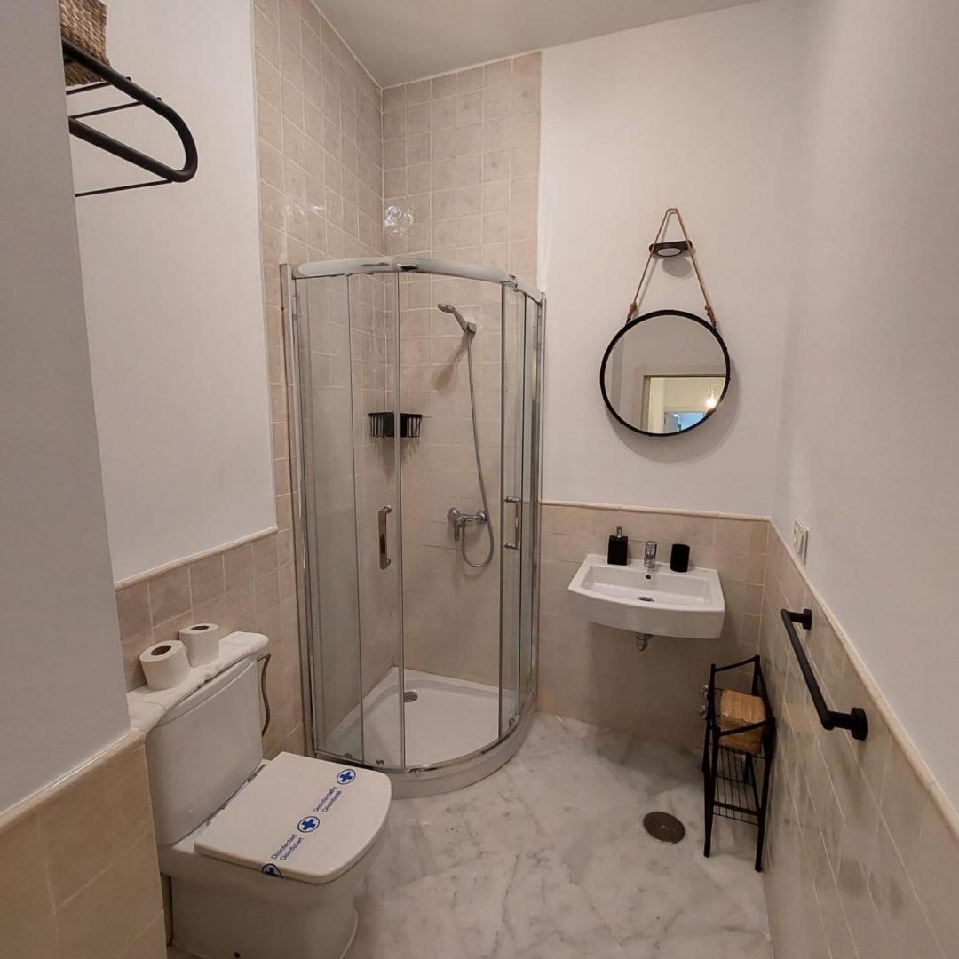 Modern And Wide- 1Bd 1Bth- Triana Apartman Sevilla Kültér fotó